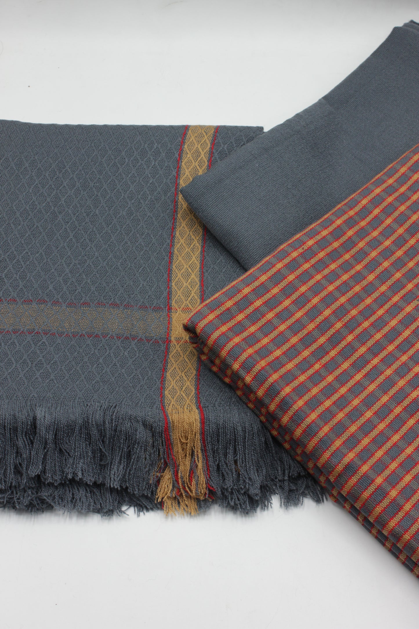 PREMIUM QUALITY GRAY WITH RED PATTERN UNSTITCHED PURE WOOLEN SUIT FOR WOMEN