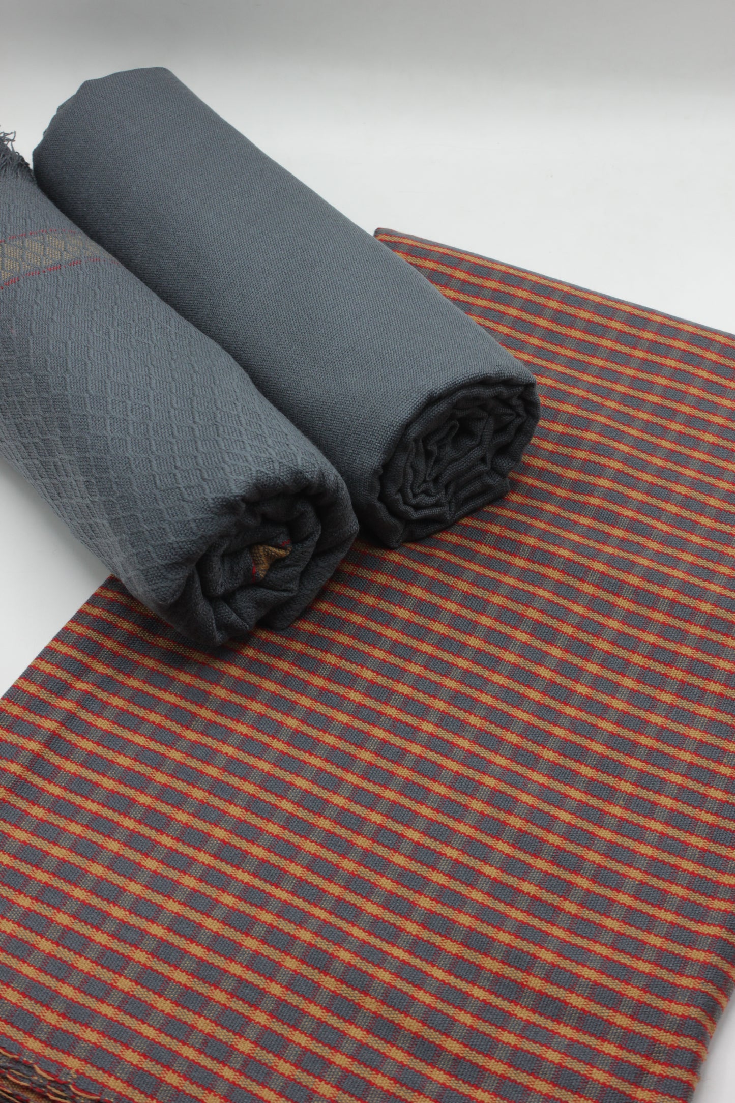 PREMIUM QUALITY GRAY WITH RED PATTERN UNSTITCHED PURE WOOLEN SUIT FOR WOMEN