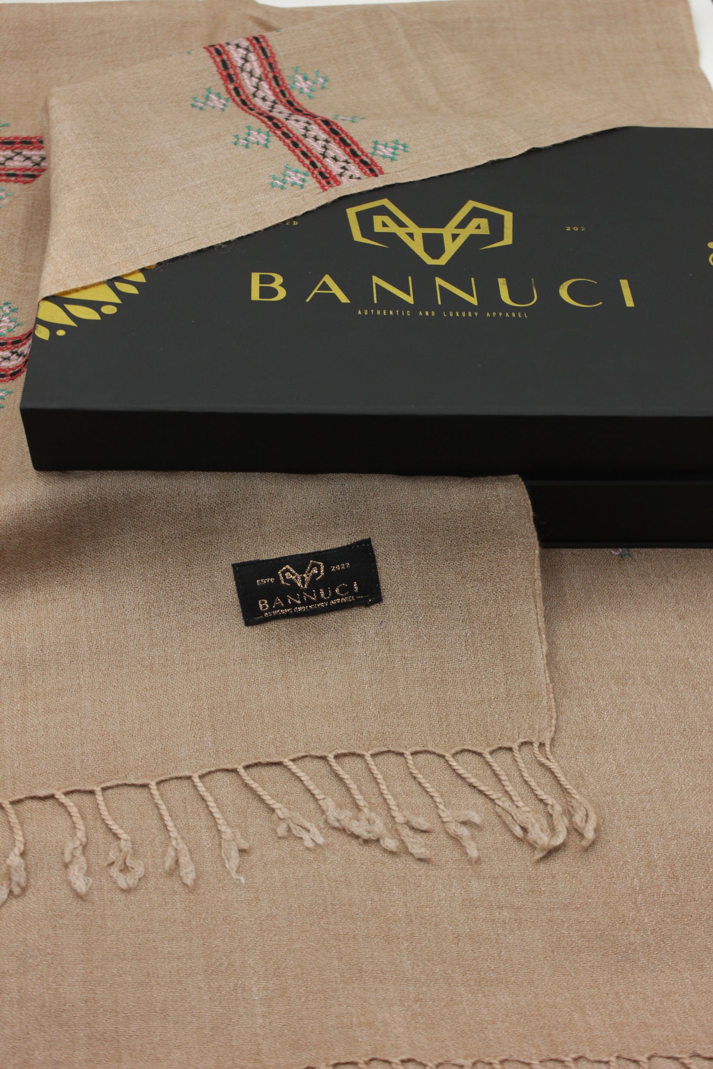 PREMIUM QUALITY LIGHT PINK HAND  EMBROIDERY WOOLEN SHAWL FOR WOMEN