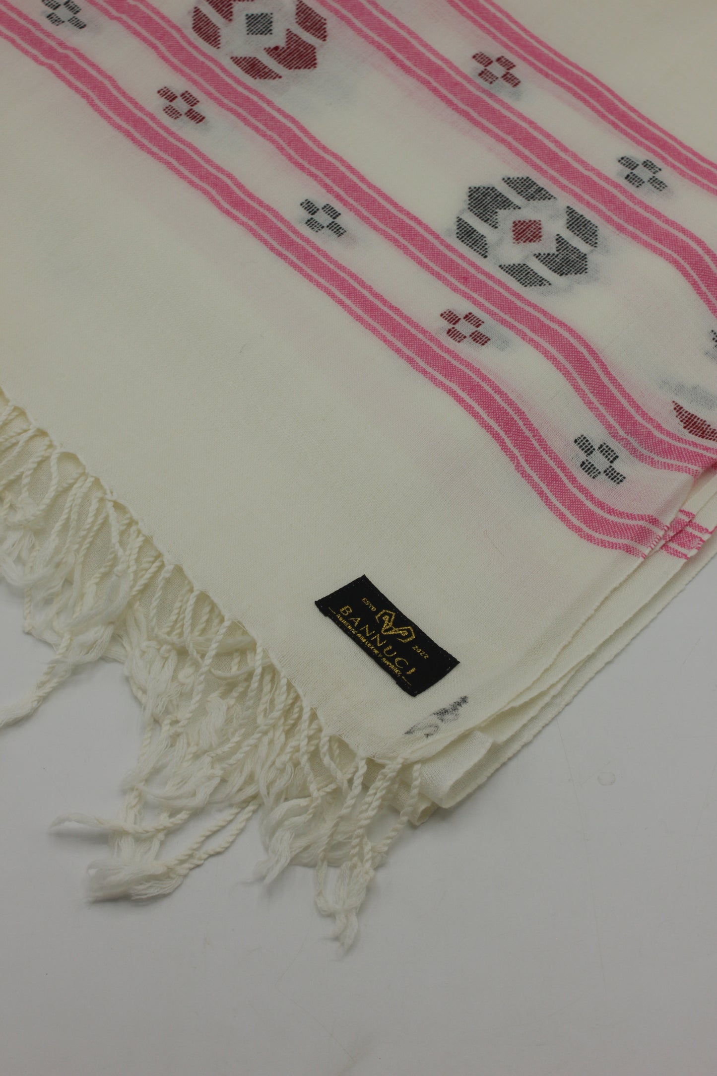 PREMIUM QUALITY OFF WHITE  MULTI COLOR WOOLEN SHAWL FOR WOMEN