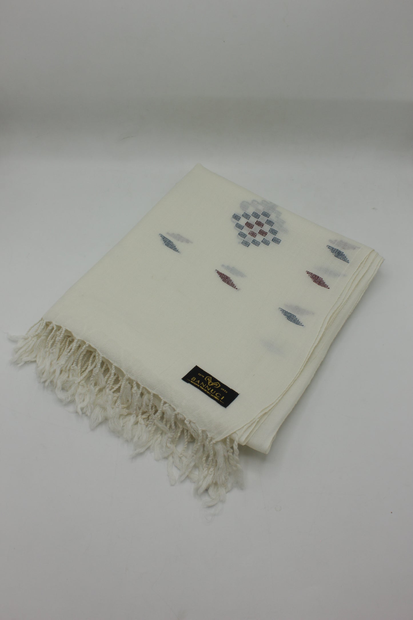 PREMIUM QUALITY OFF WHITE WOOLEN SHAWL FOR WOMEN