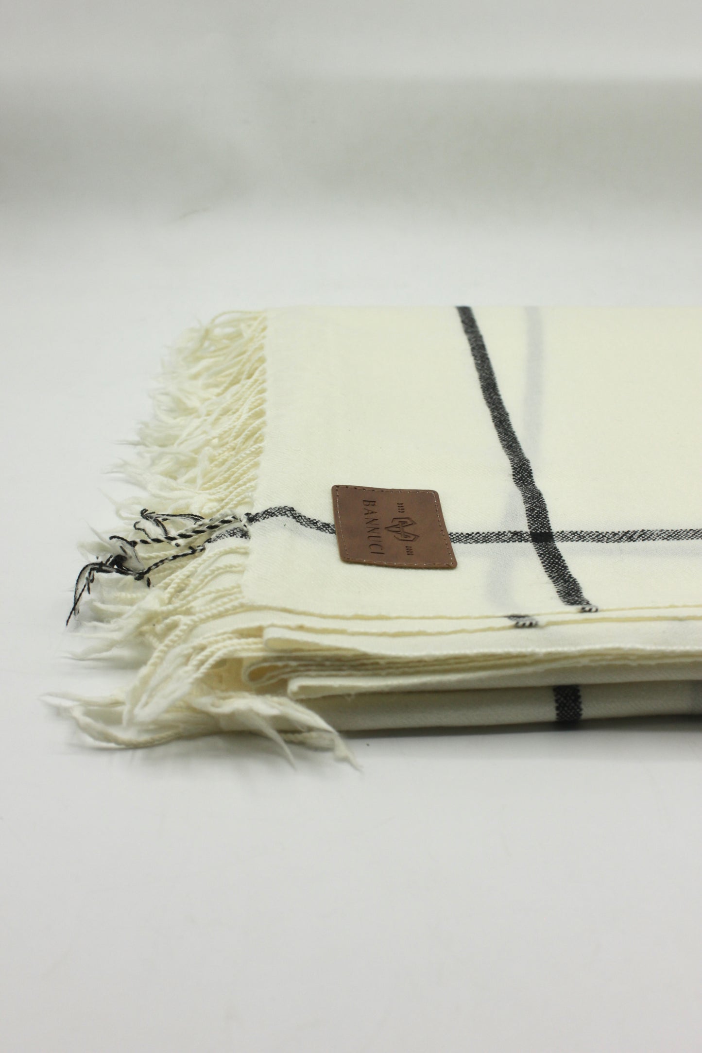 Premium Quality Off White Black Border Pure Woolen Shawl By Bannuci