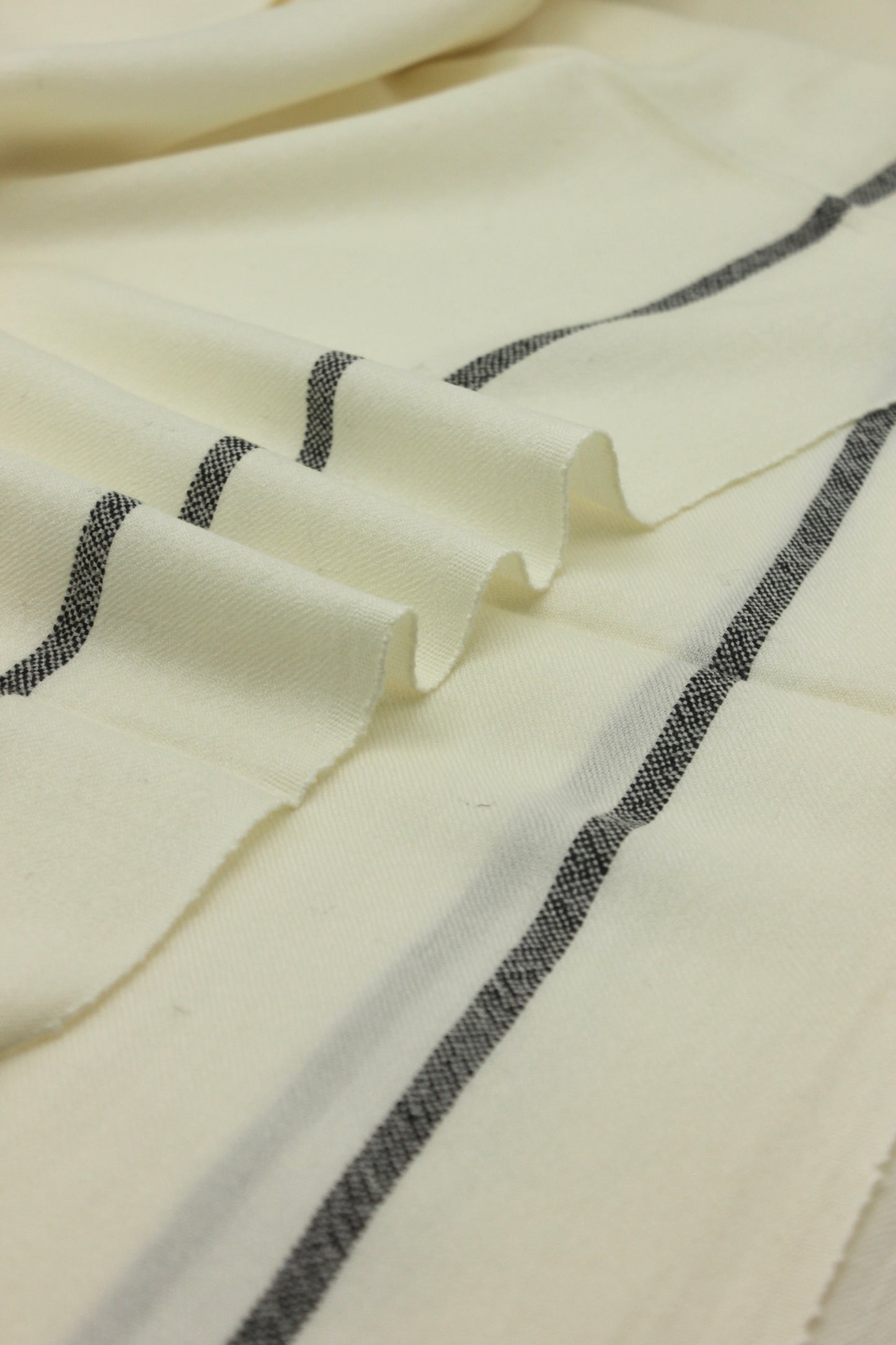 Premium Quality Off White Black Border Pure Woolen Shawl By Bannuci