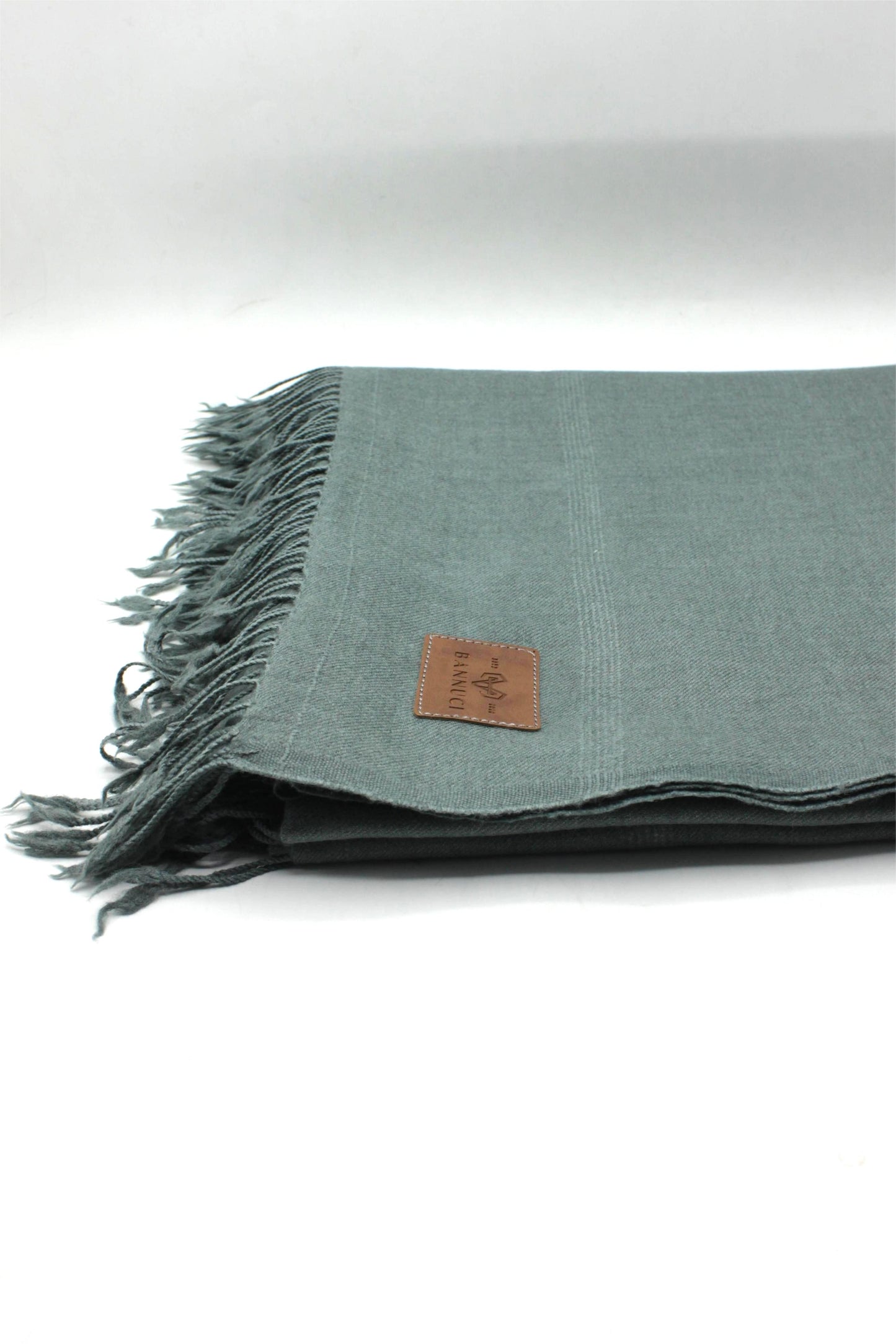 Premium Quality  Single Fiber Gray Plain Pure Woolen Shawl