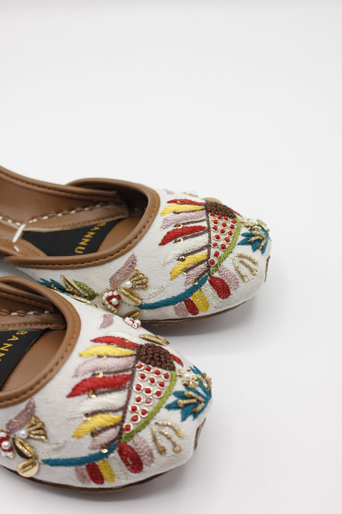 Premium Quality White Multi Color Embroidered Khussas